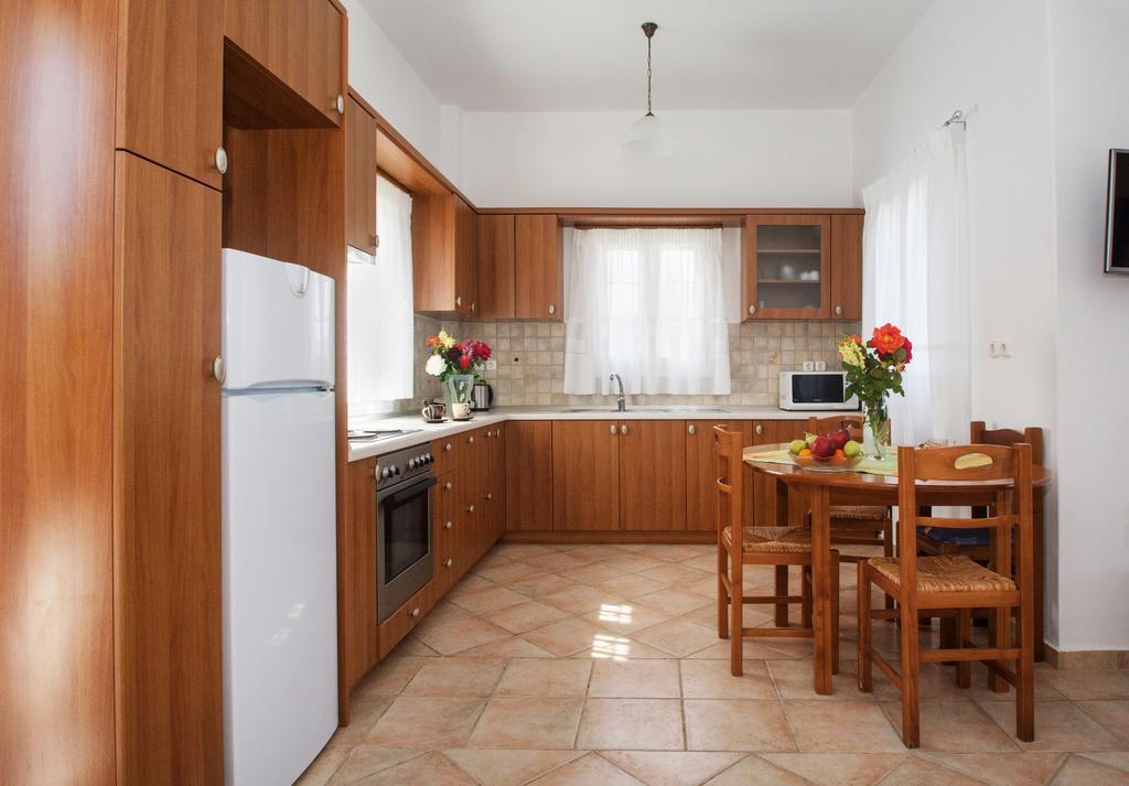 Pantonia Apartments Agia Pelagia  Bagian luar foto