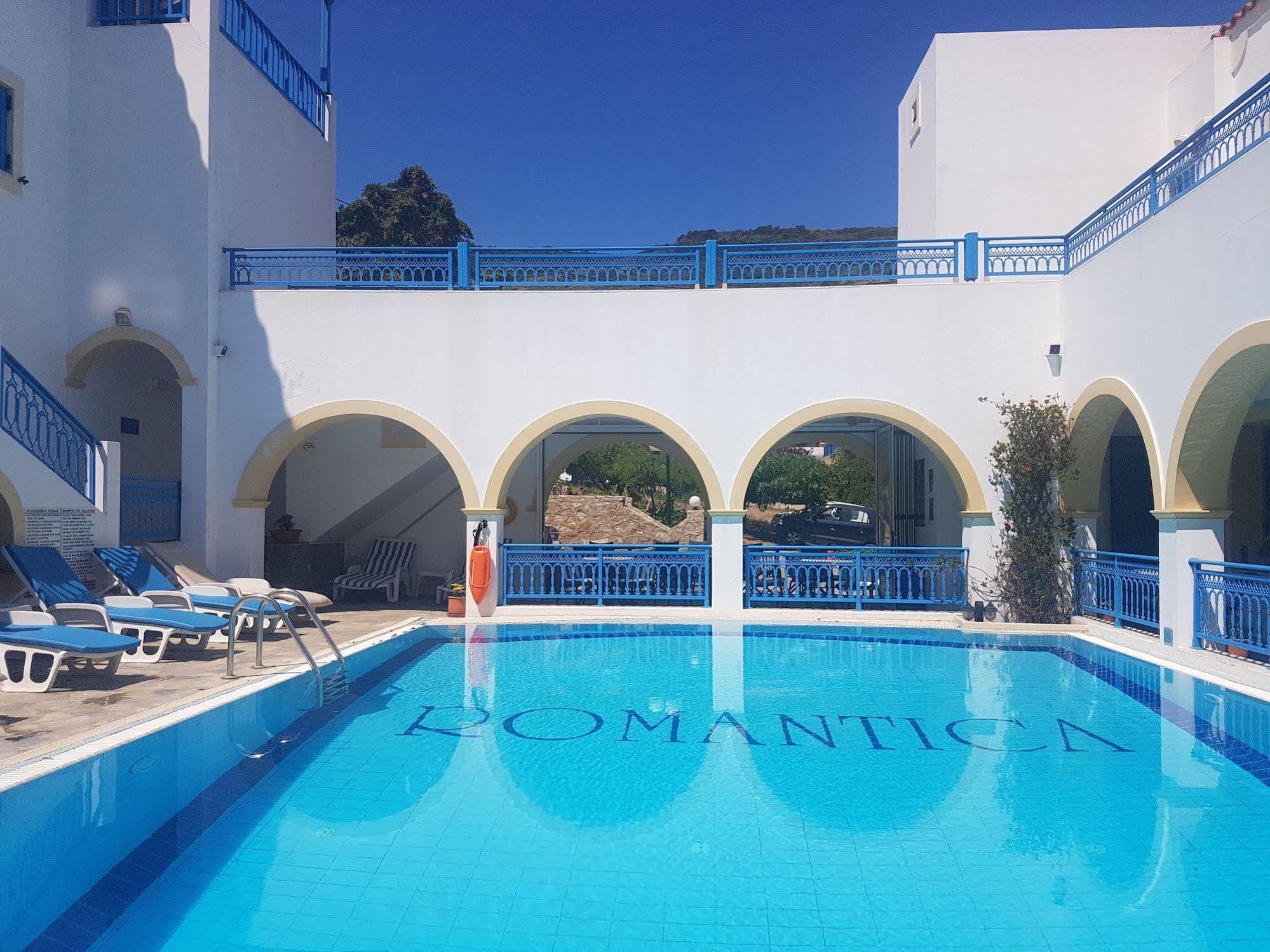 Pantonia Apartments Agia Pelagia  Bagian luar foto